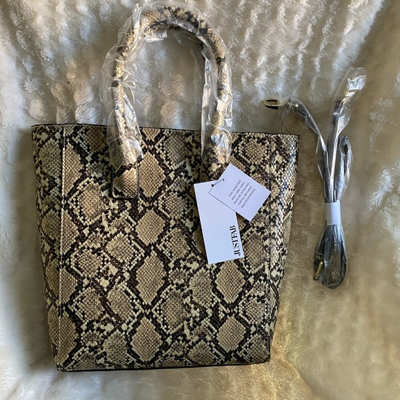 JustFab Handbags - Nice Gift Option! Faux-Leather Snake NWT Oversize Tote Bag Tan Brown